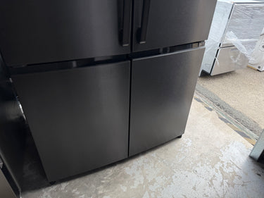 Factory second Westinghouse 541L French Door Fridge – Dark Stainless Steel (Model: WQE6060BB) - Second Hand Appliances Geebung